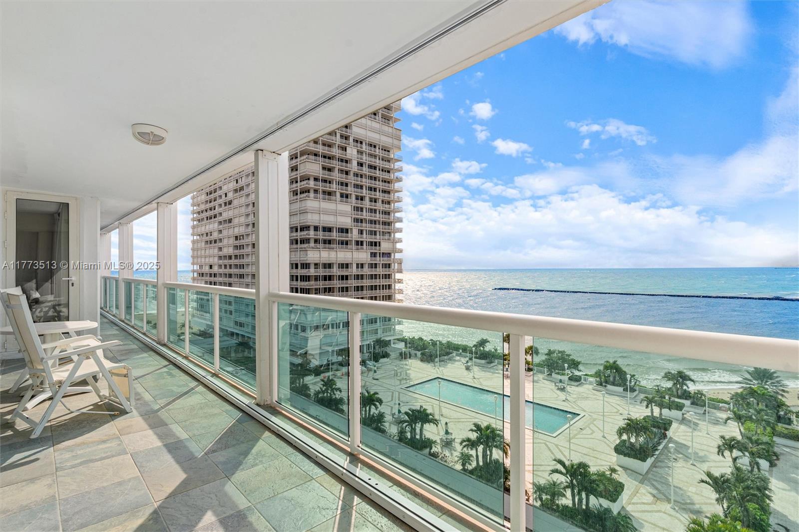 POINT OF AMERICAS - Residential