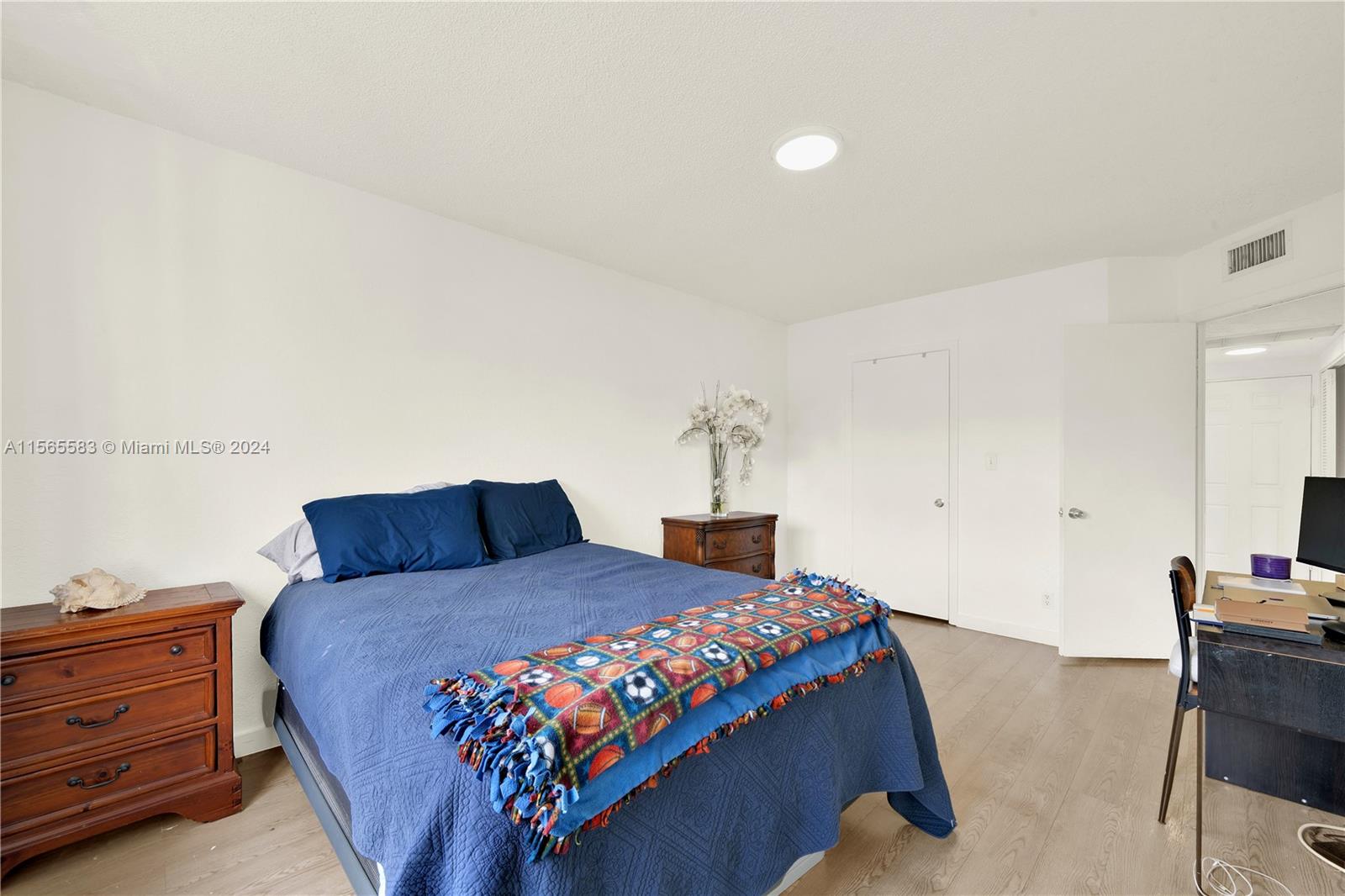 LAS VISTAS AT DORAL CONDO - Residential Lease