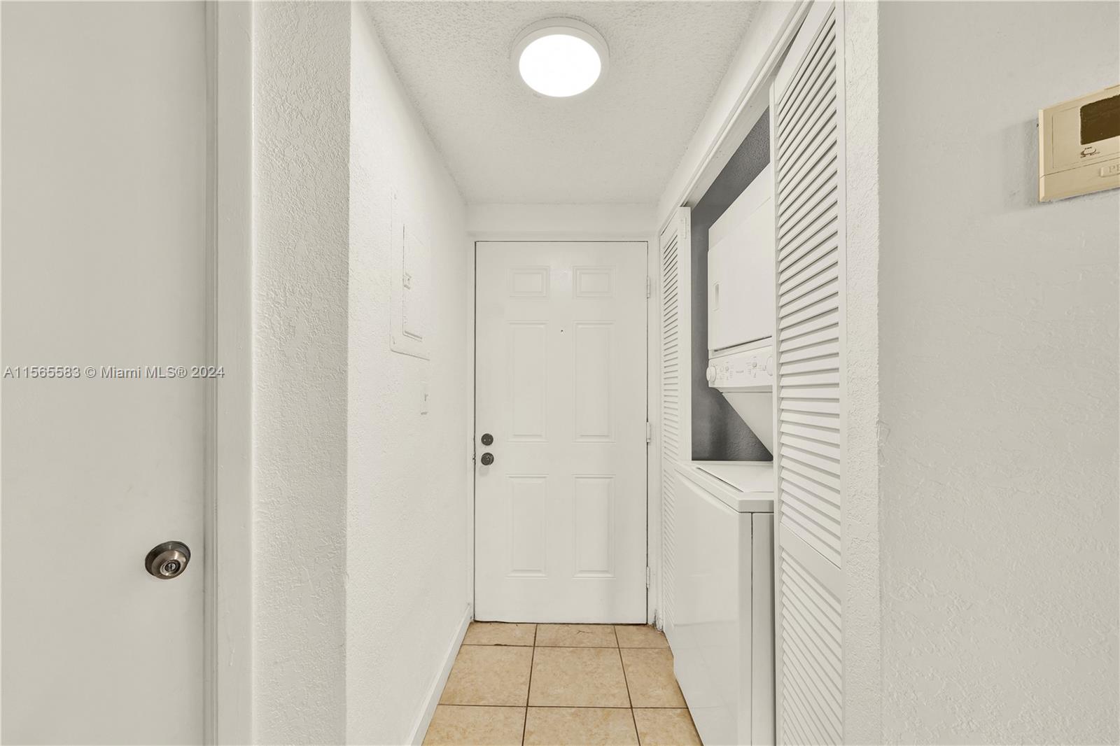 LAS VISTAS AT DORAL CONDO - Residential Lease