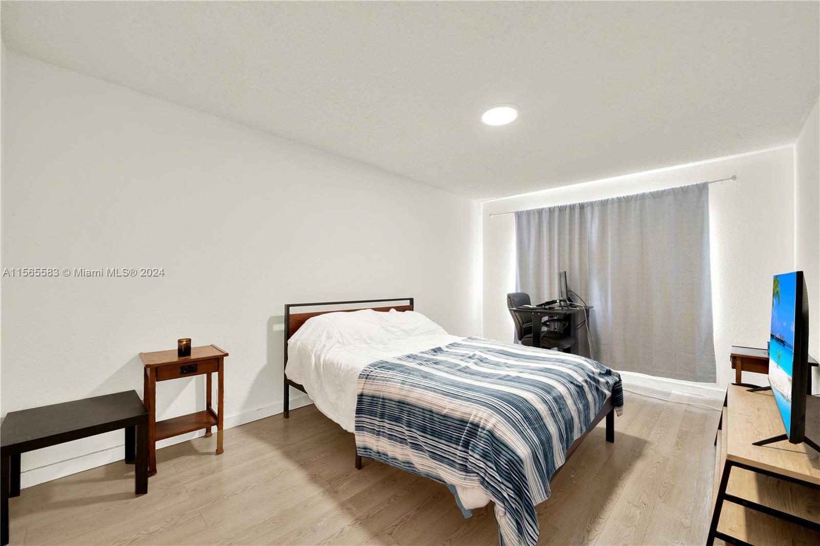 LAS VISTAS AT DORAL CONDO - Residential Lease