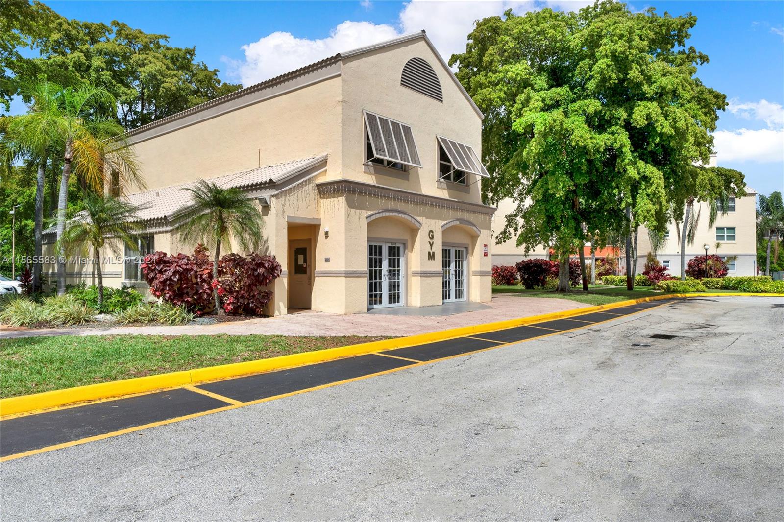 LAS VISTAS AT DORAL CONDO - Residential Lease