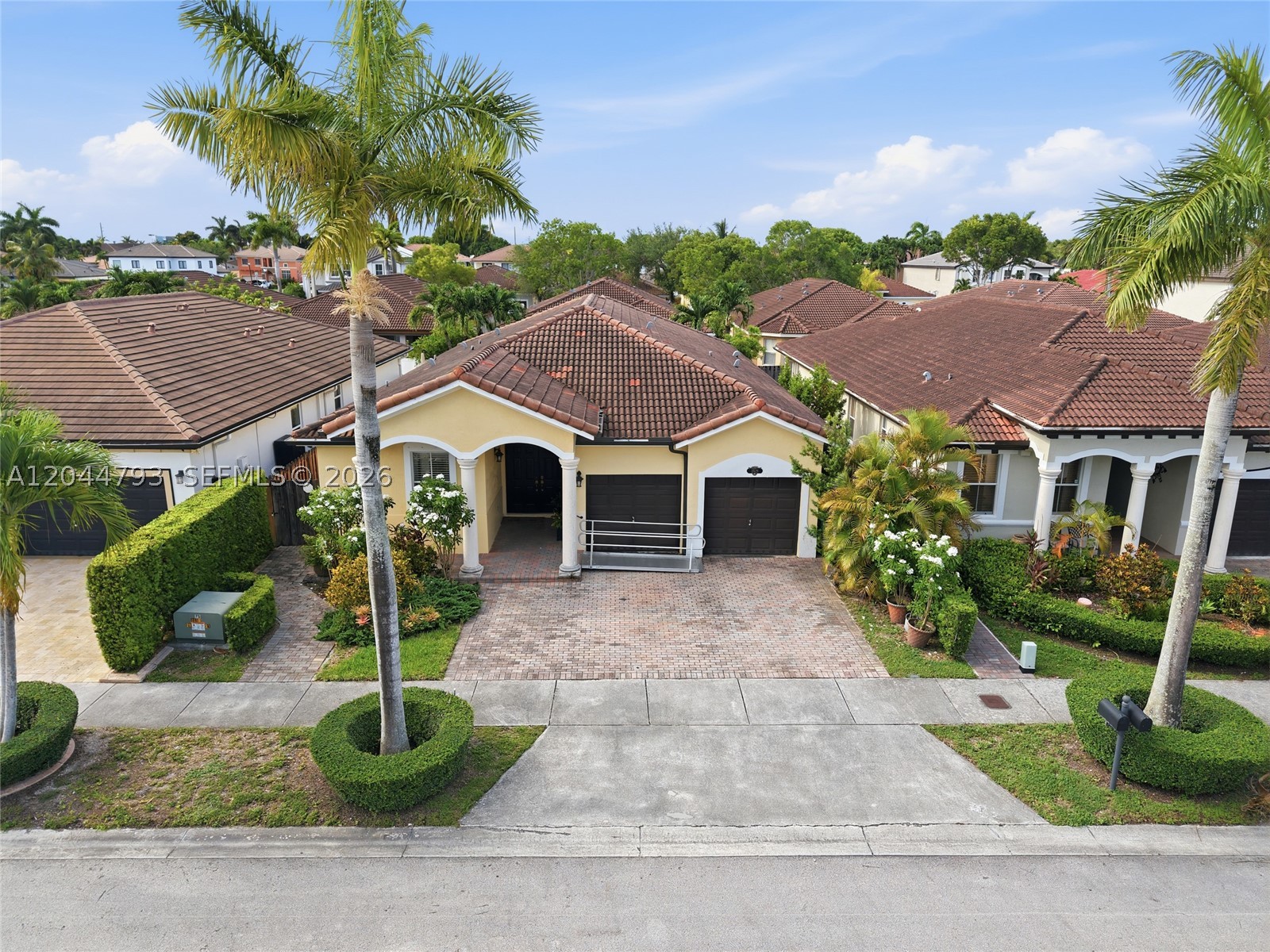 GRAND LAKES PHASE II - Residential