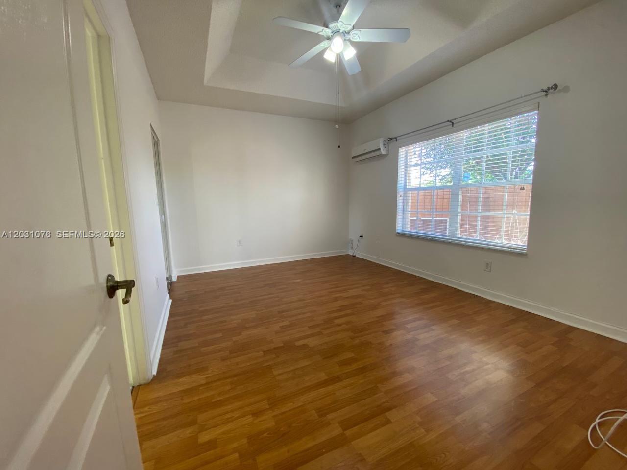 FOREST LAKES COUNTRY GARD - Residential Lease