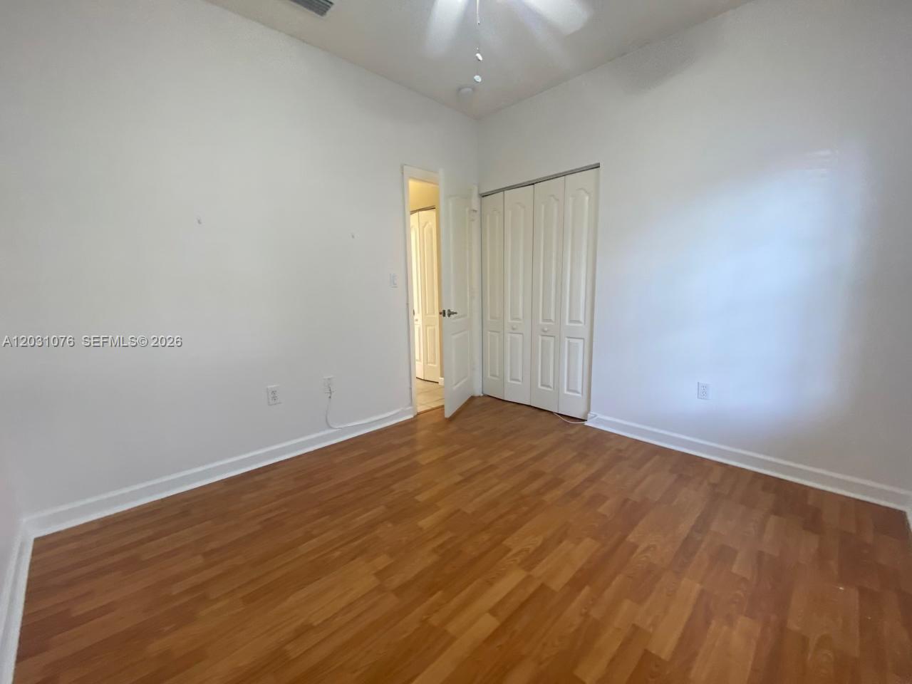 FOREST LAKES COUNTRY GARD - Residential Lease