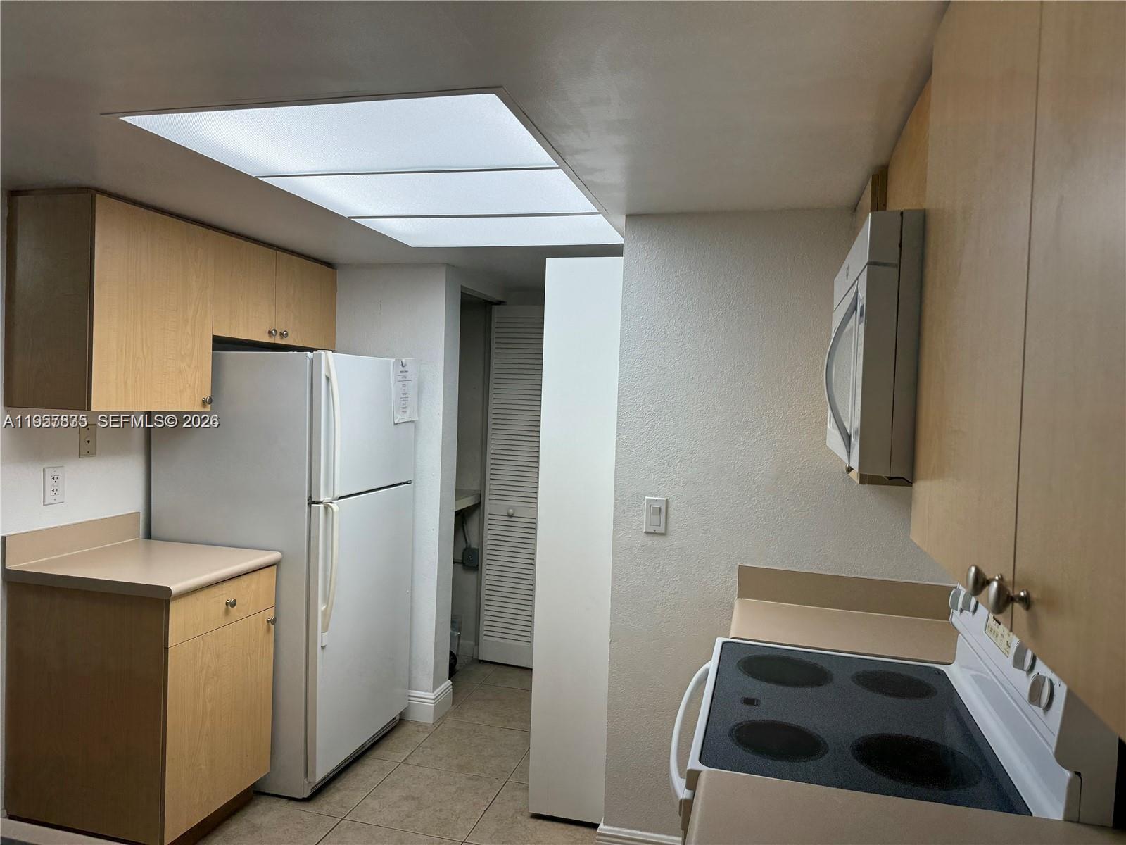 VISCONTI CONDO - Residential Lease