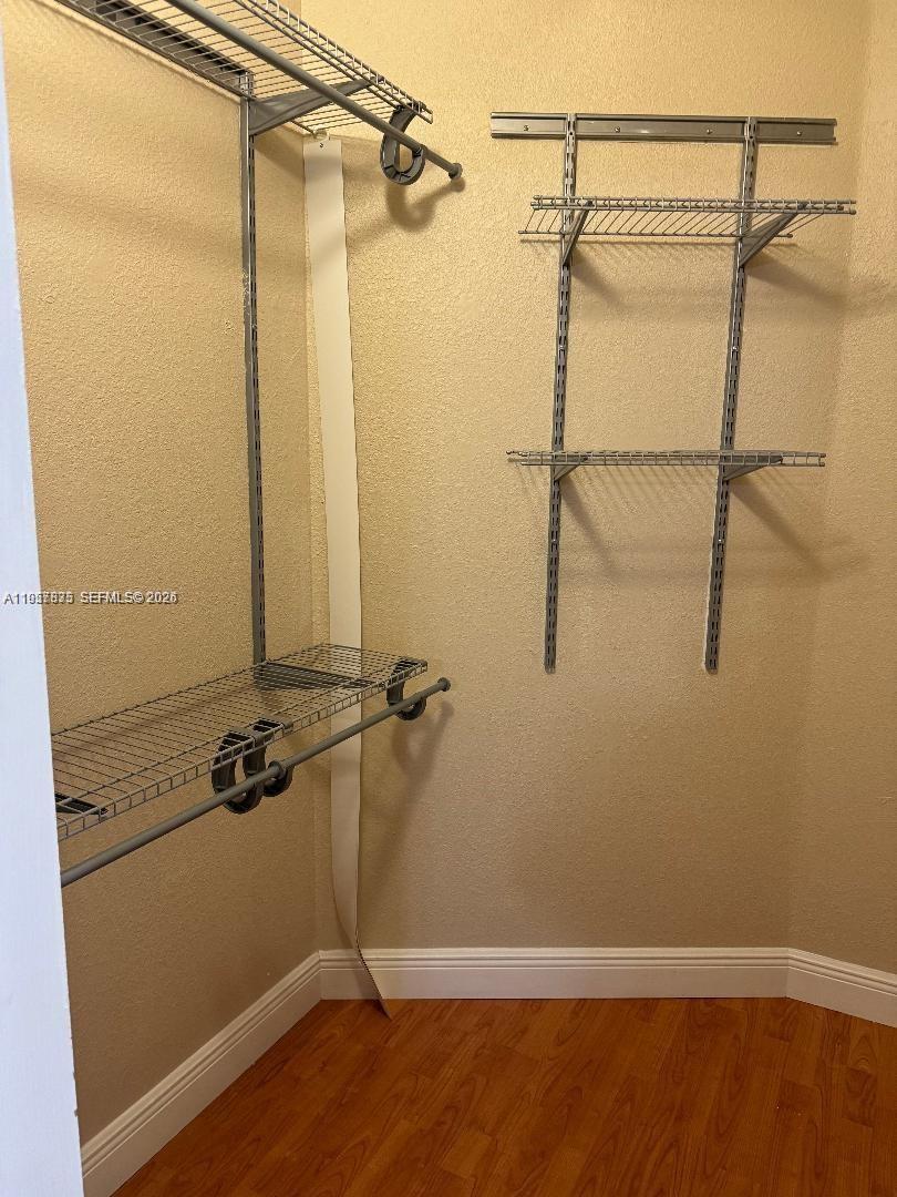 VISCONTI CONDO - Residential Lease