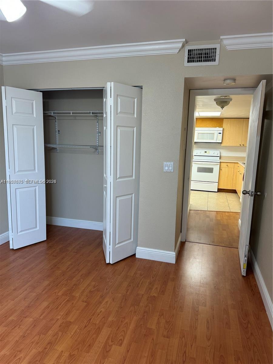VISCONTI CONDO - Residential Lease