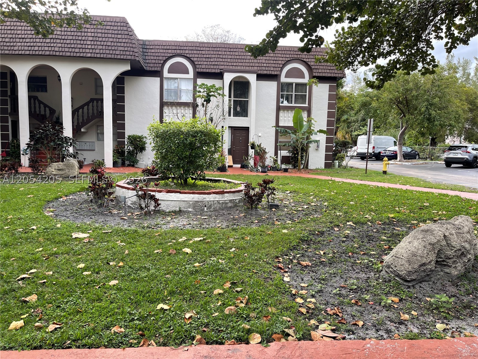 FOUNTAINS OF TAMARAC COND - Residential Lease