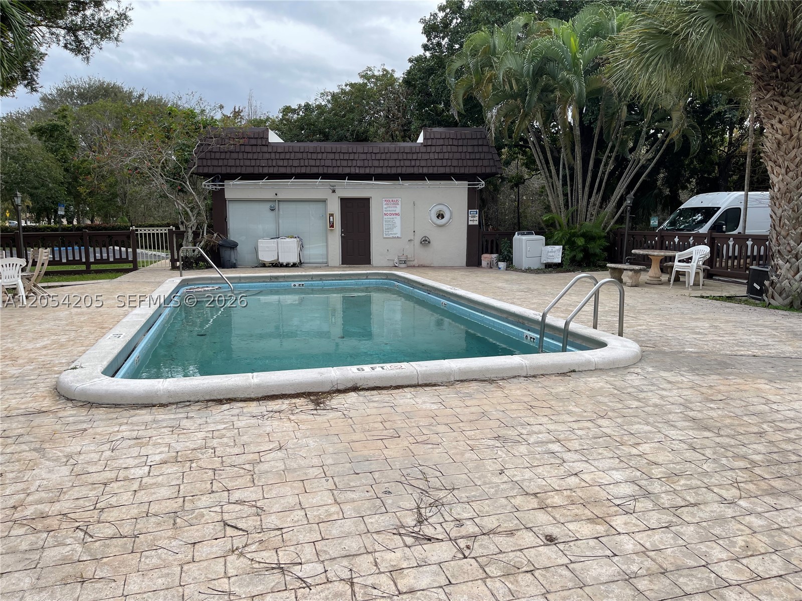 FOUNTAINS OF TAMARAC COND - Residential Lease