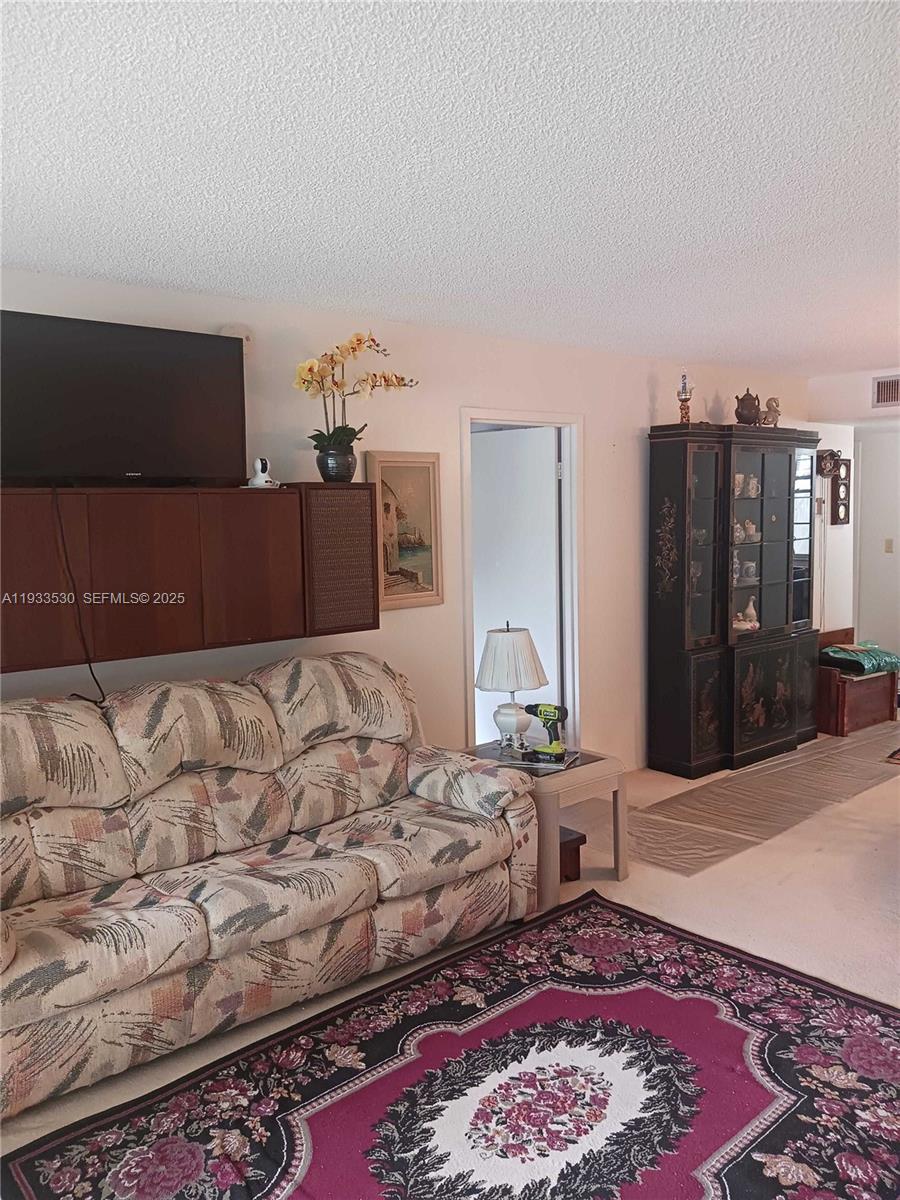 CYPRESS CHASE CONDO NO 2 - Residential