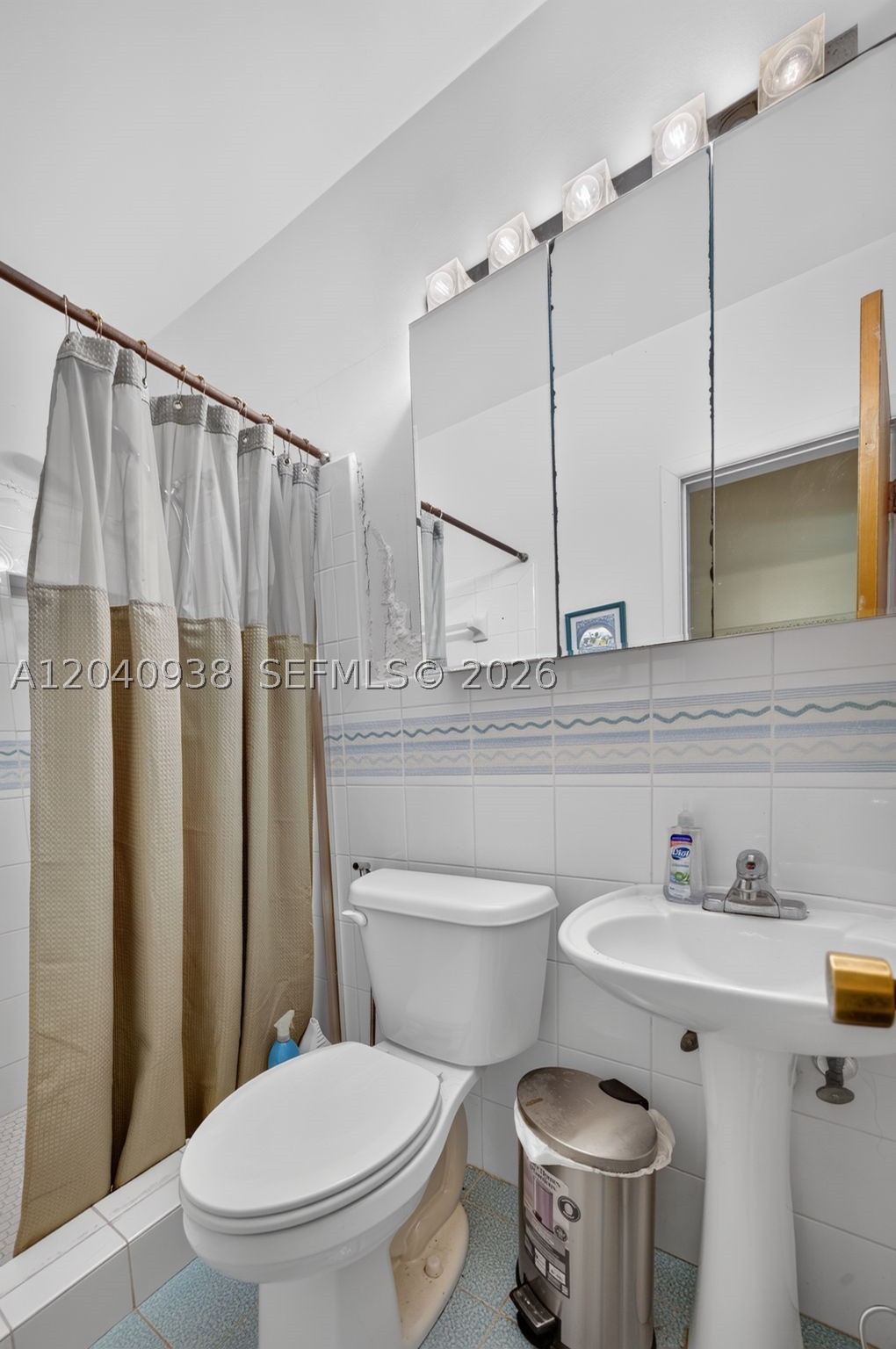 CORAL WAY ESTATES - Residential