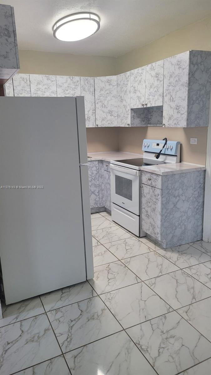 ANDERSON HEIGHTS - Residential Lease