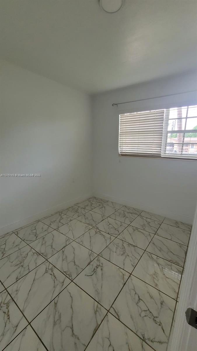 ANDERSON HEIGHTS - Residential Lease