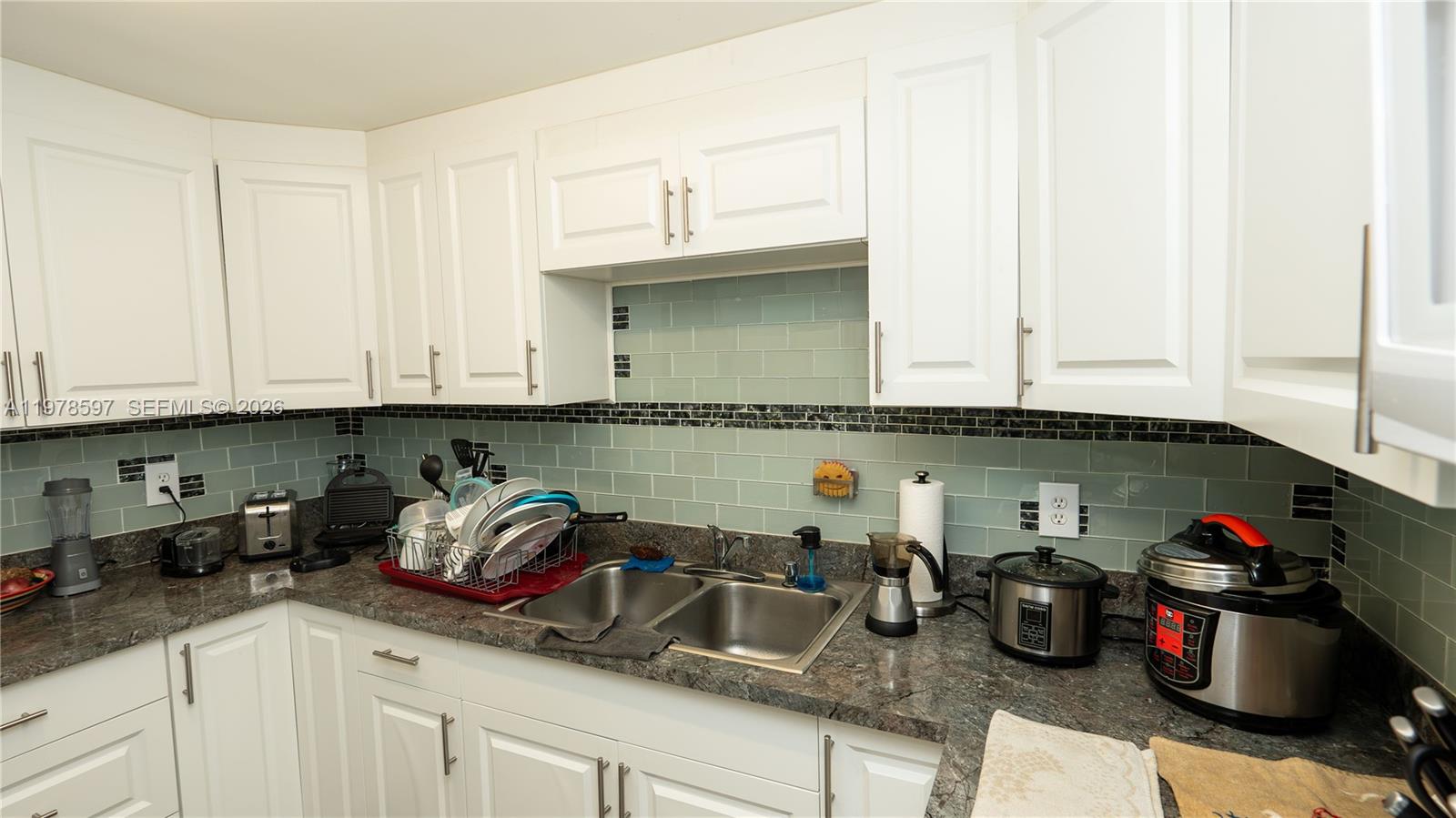 5050 CONDO - Residential Lease