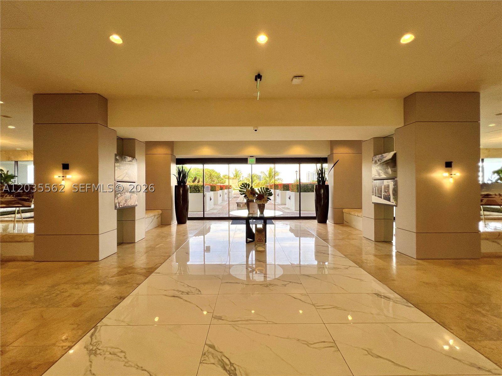 1000 ISL BLVD WILLIAMS IS - Residential