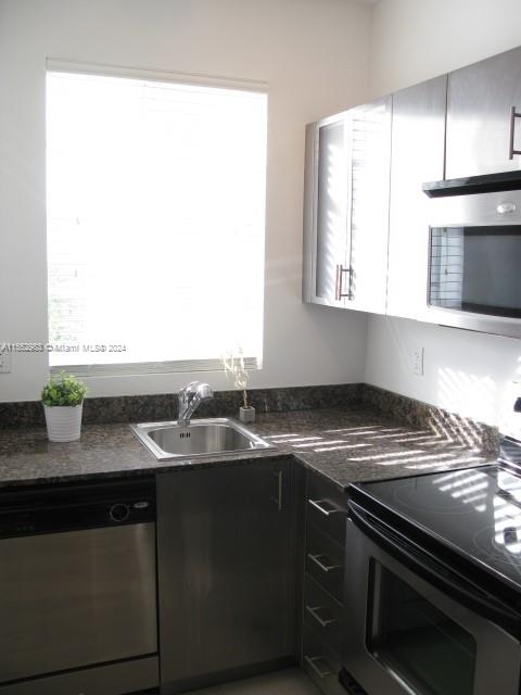 THE AMBASSADOR CONDO - Residential Lease