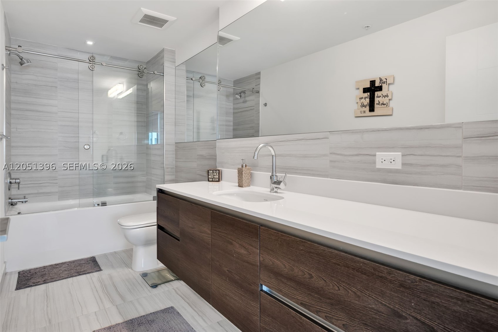 MERRICK MANOR CONDO - Residential Lease
