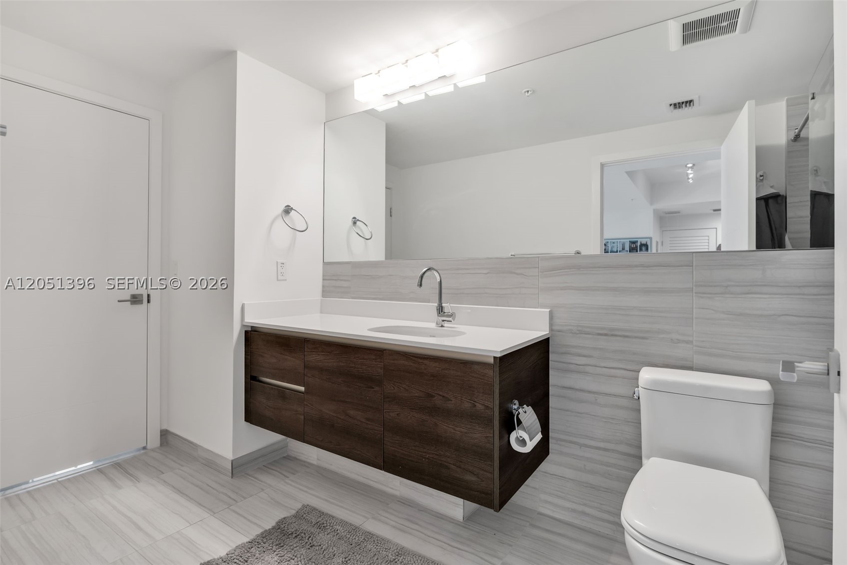 MERRICK MANOR CONDO - Residential Lease