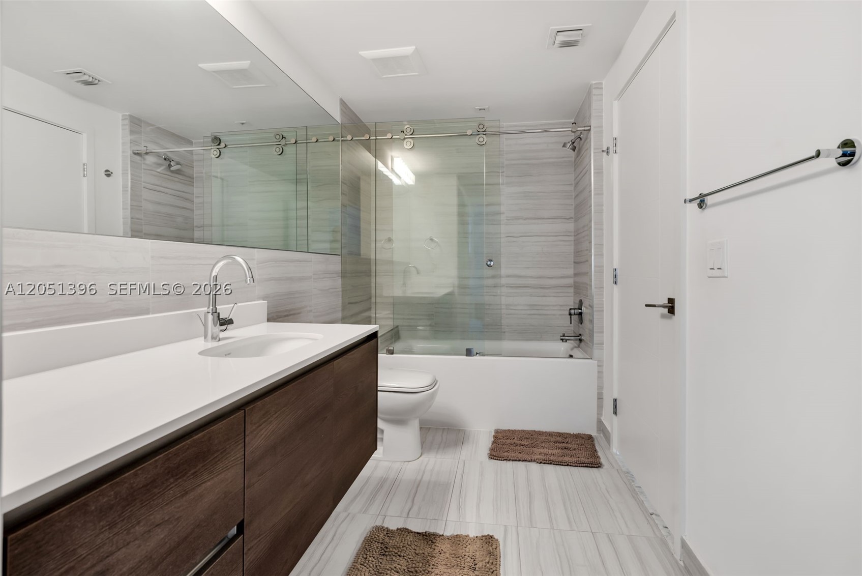 MERRICK MANOR CONDO - Residential Lease