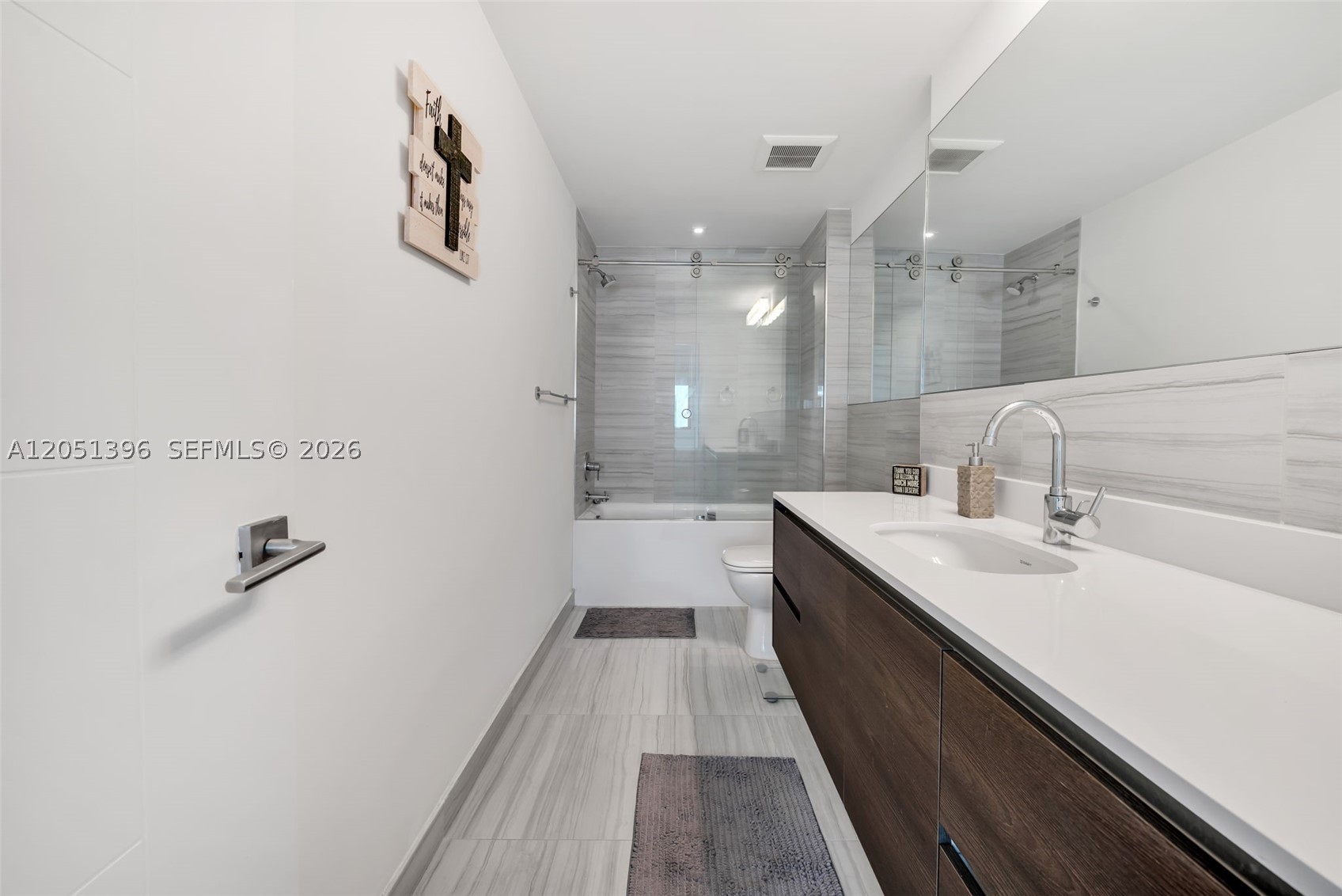 MERRICK MANOR CONDO - Residential Lease