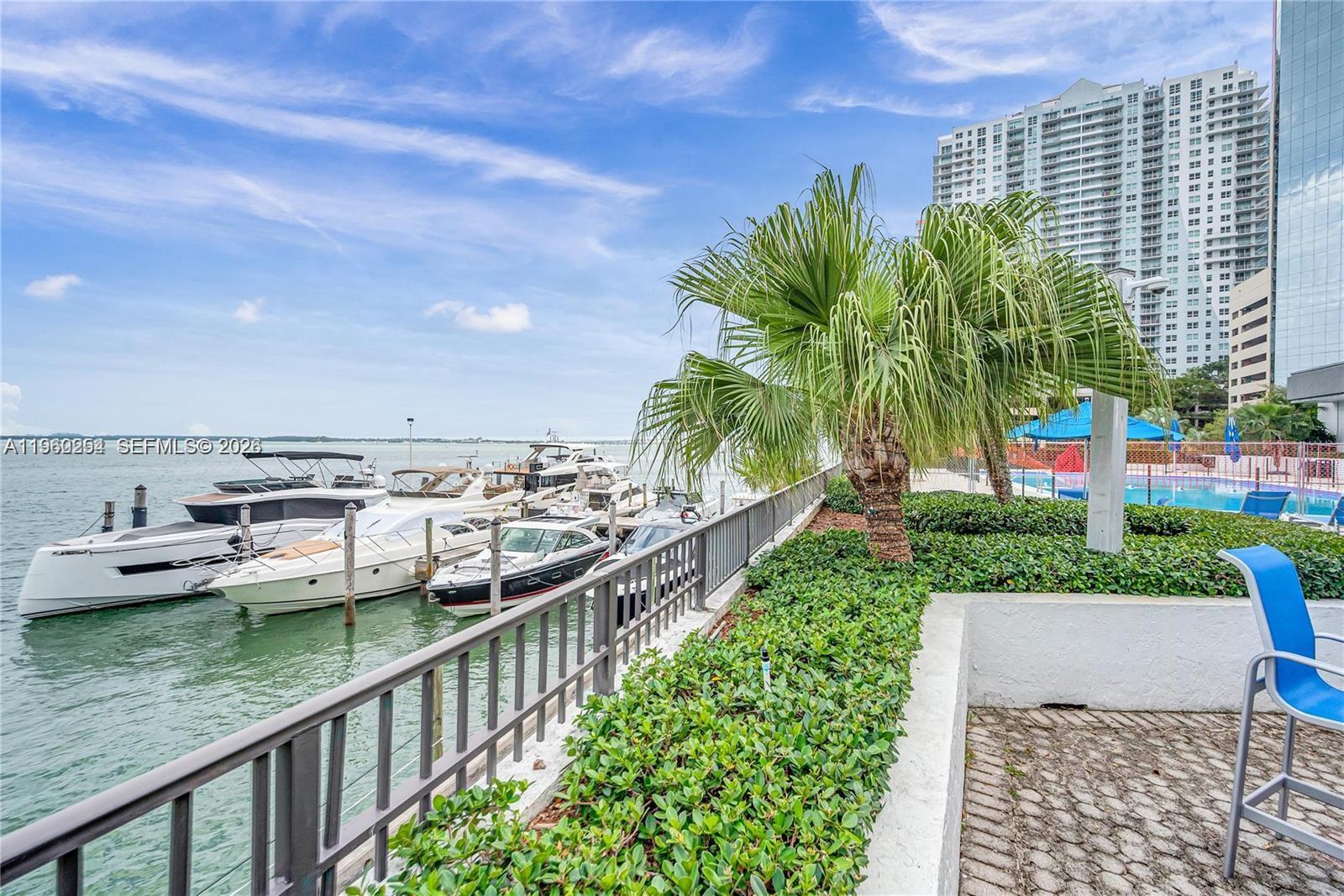 THE FOUR AMBASSADORS CONDO - Residential