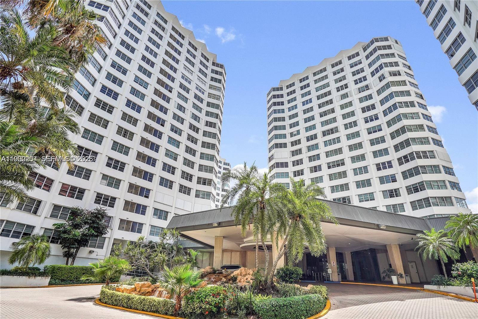 Beautiful Brickell condo comes with a waterfront Biscayne Bay buildings Four Ambassadors, Pool along with Enjoy spectacular ocean view from this excellent unit in great condition, granite countertops, stainless steel appliances. Top of the line fitness, two Olympic size pools, outdoor spa, 3 jacuzzi, restaurants, Deli store, poolside bar, marina, beauty salon, lobby café/bakery, valet and more. Near downtown and all action, dock available for your boat. HOA includes all electricity, AC, trash, parking, hot and cold water.