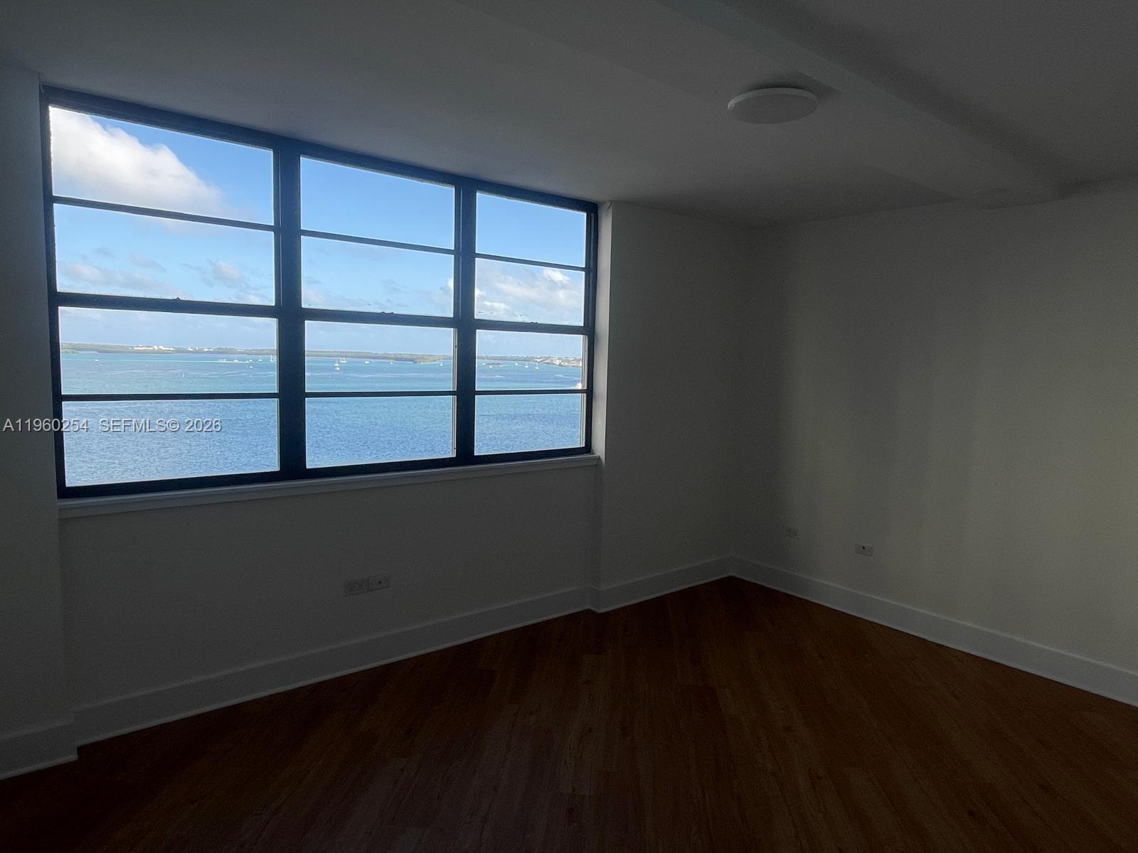 THE FOUR AMBASSADORS CONDO - Residential