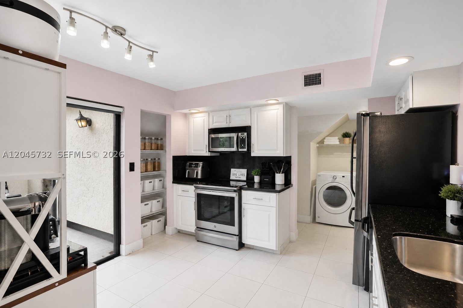 LA MIRADA AT BOCA POINTE - Residential Lease