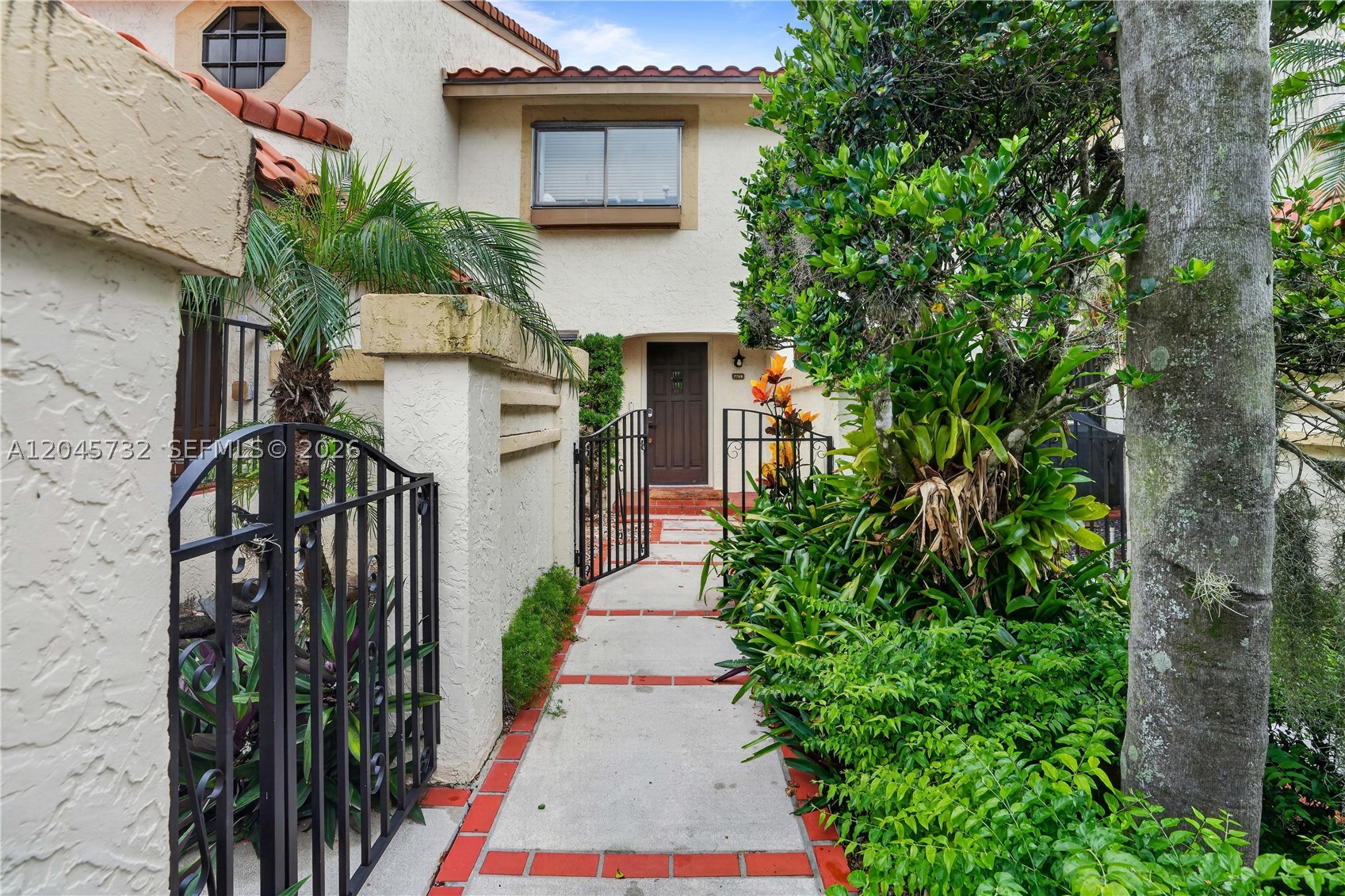 LA MIRADA AT BOCA POINTE - Residential Lease