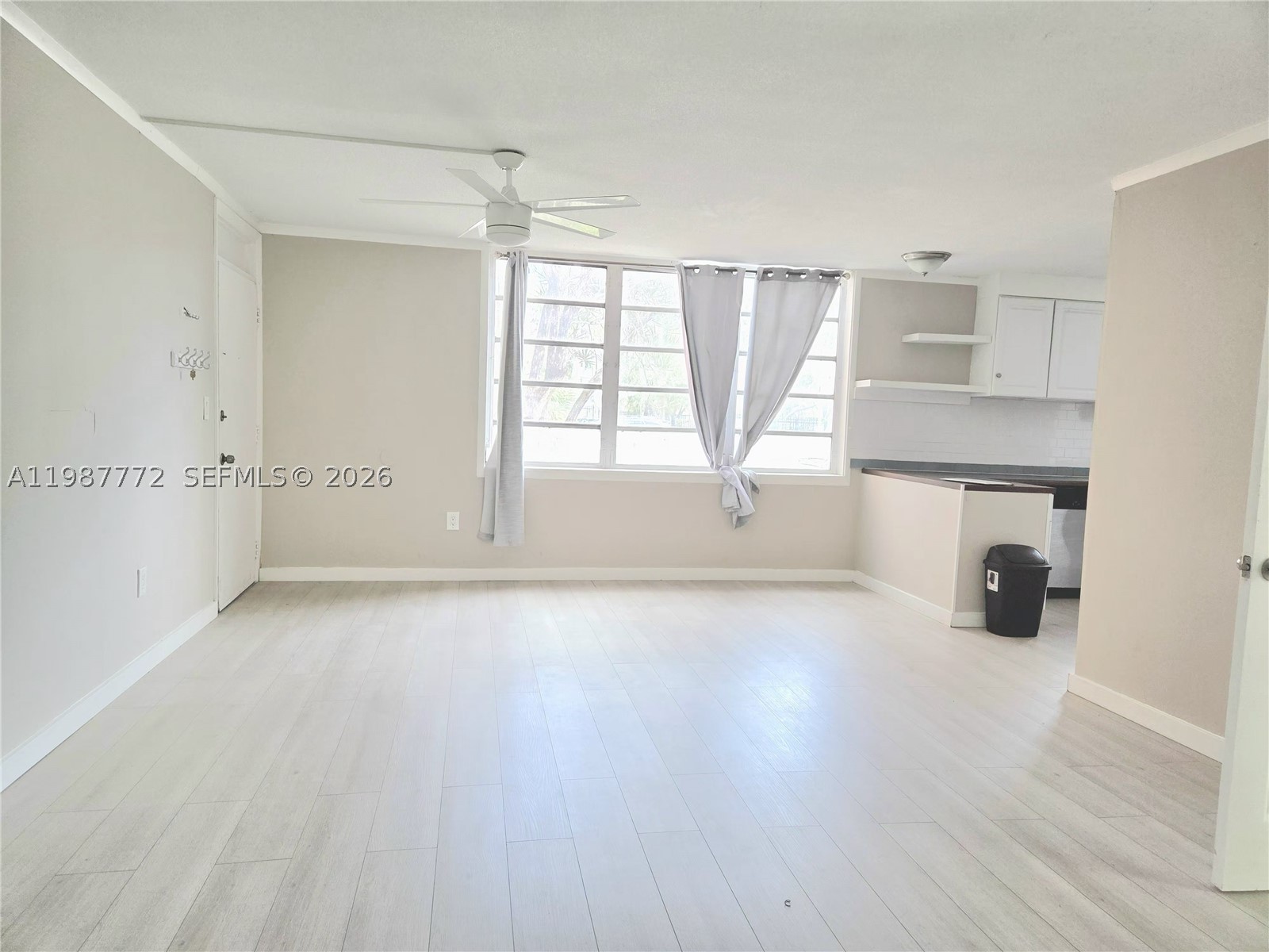 JADE WINDS GRP EASTER LIL - Residential