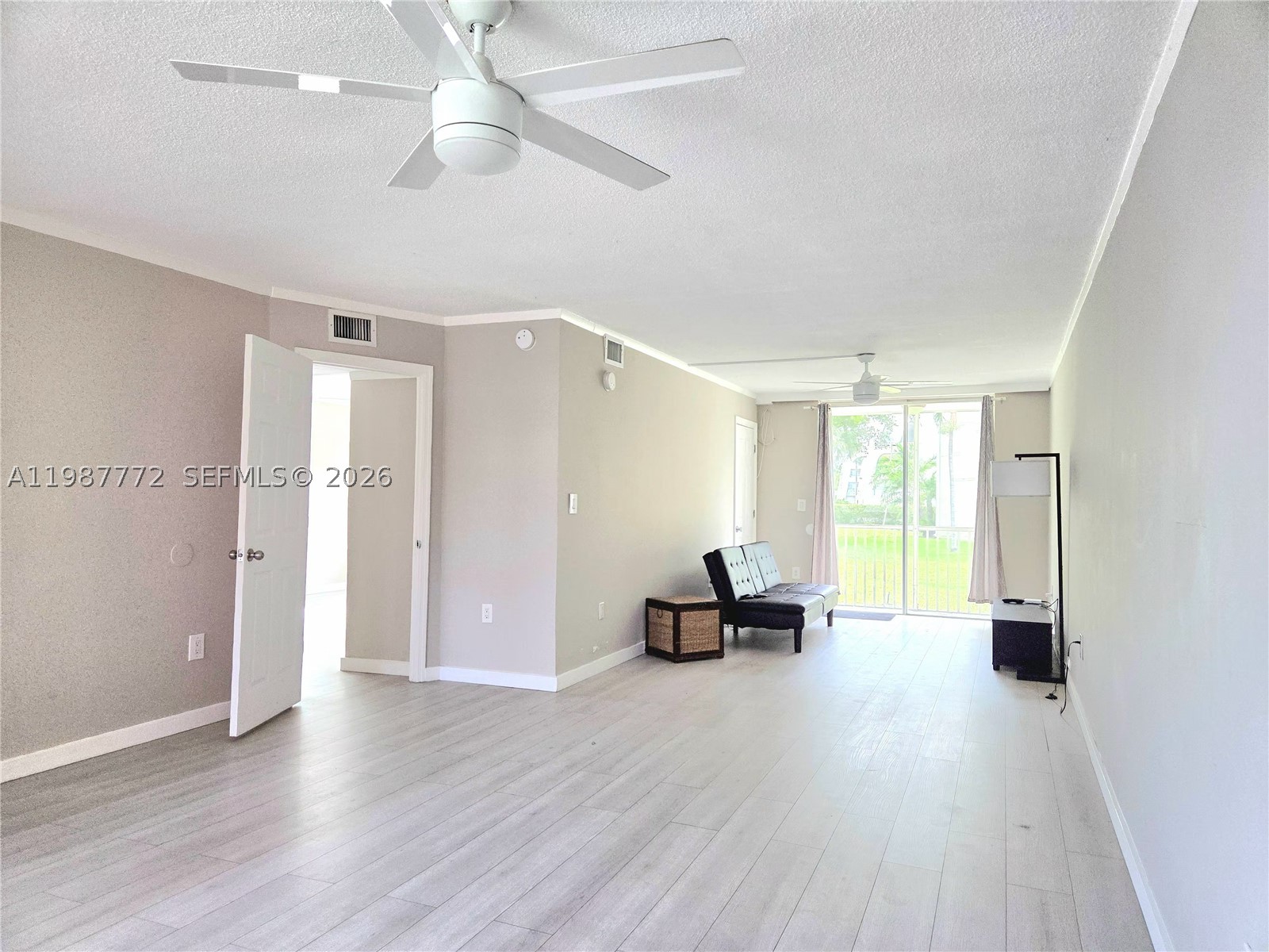 JADE WINDS GRP EASTER LIL - Residential