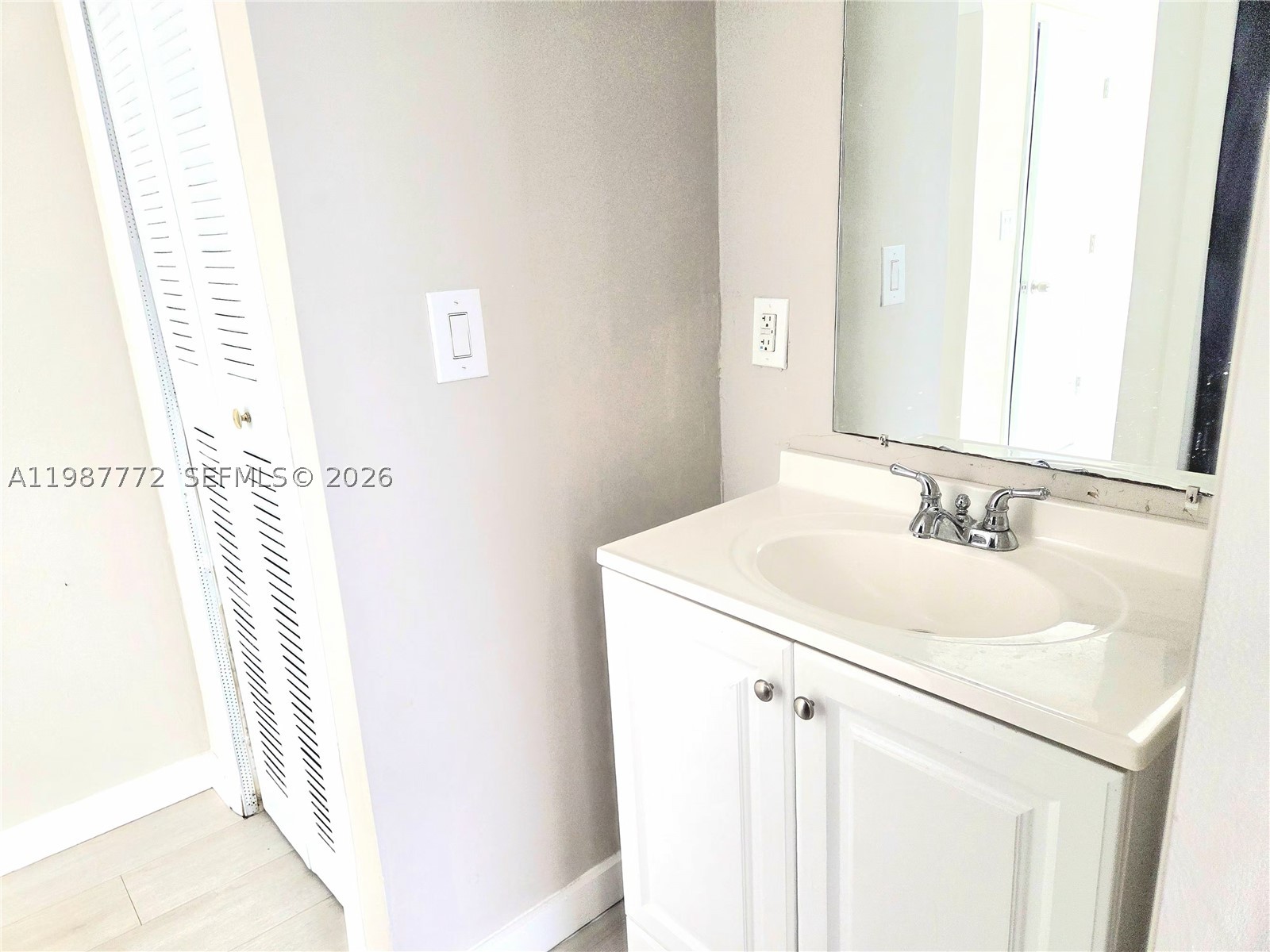 JADE WINDS GRP EASTER LIL - Residential
