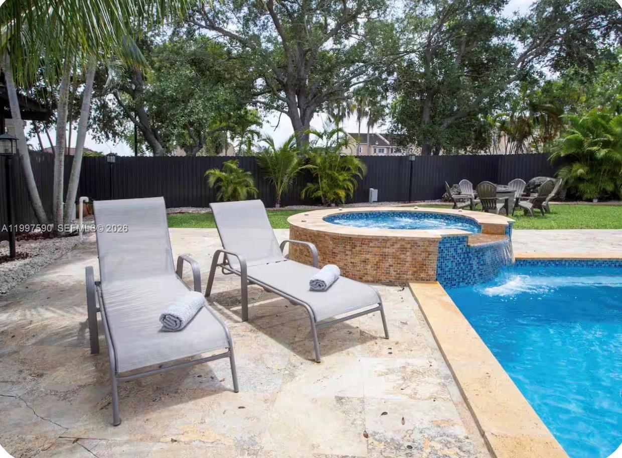 PONCE ESTATES SEC 2 - Residential