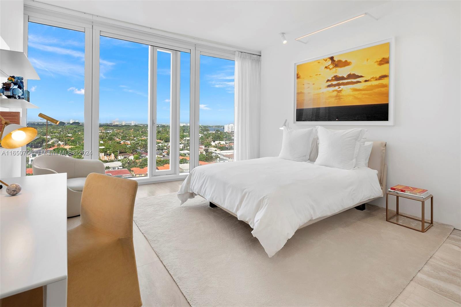 SURF CLUB CONDO - Residential