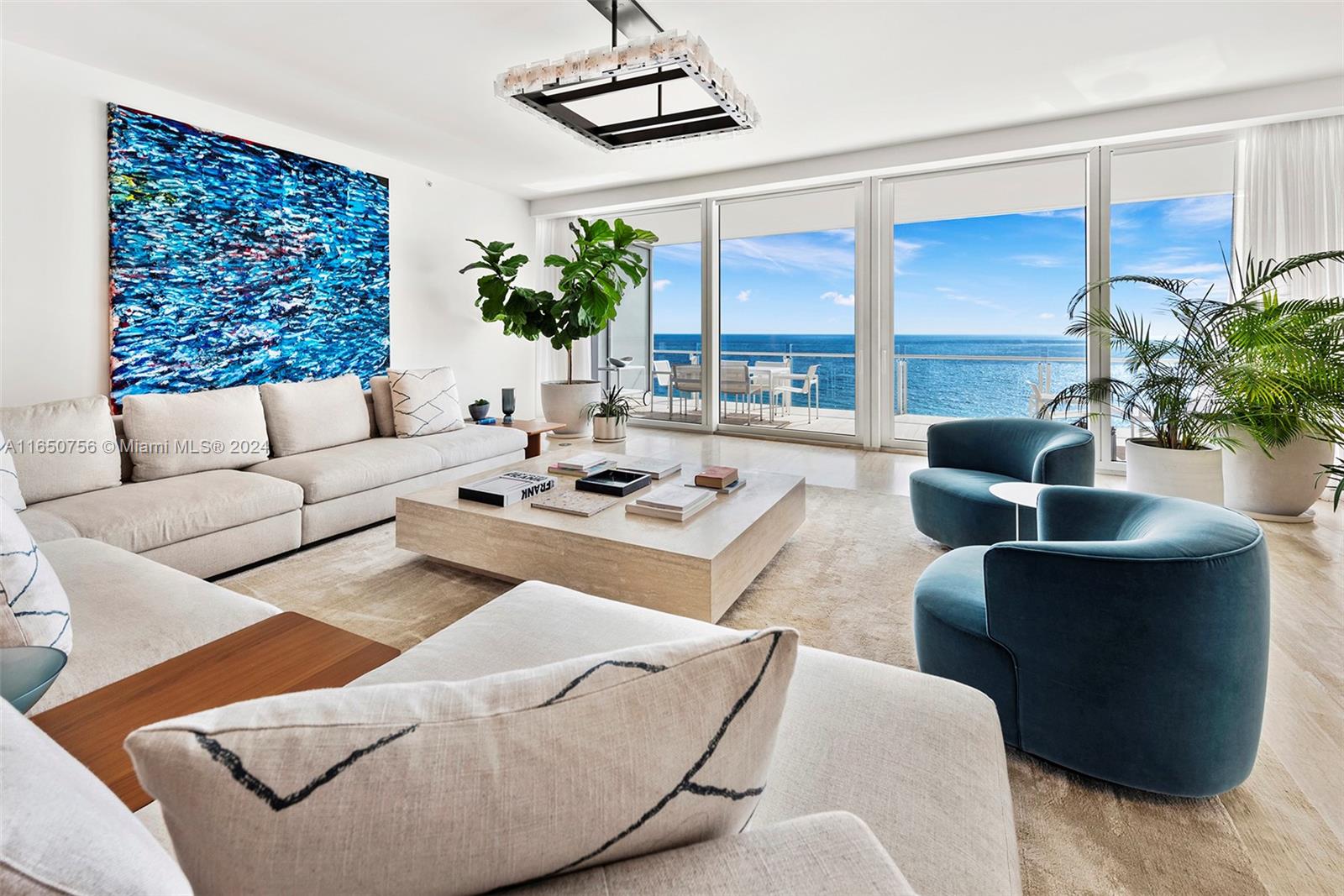 SURF CLUB CONDO - Residential
