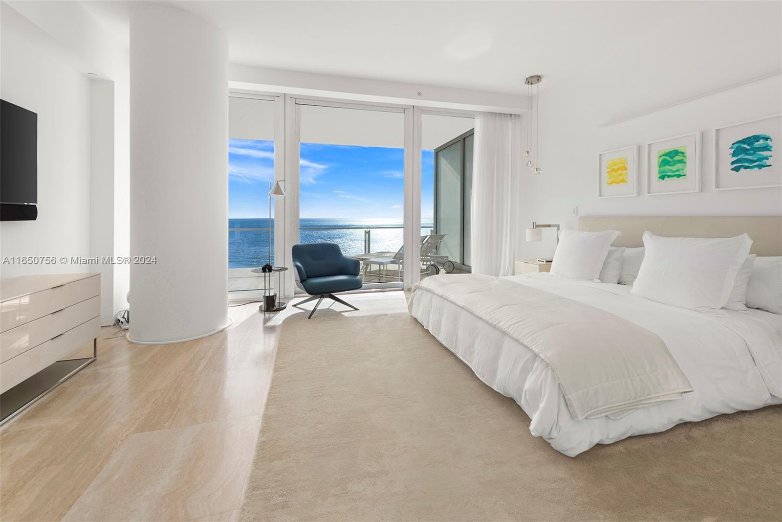 SURF CLUB CONDO - Residential