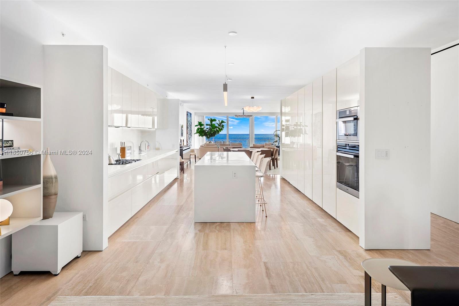SURF CLUB CONDO - Residential