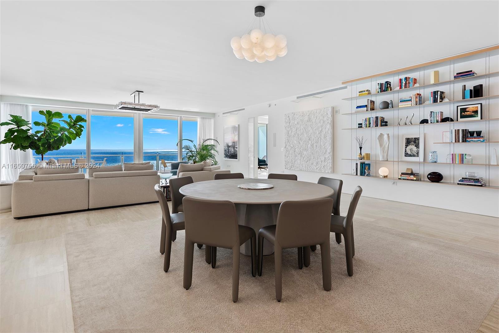 SURF CLUB CONDO - Residential
