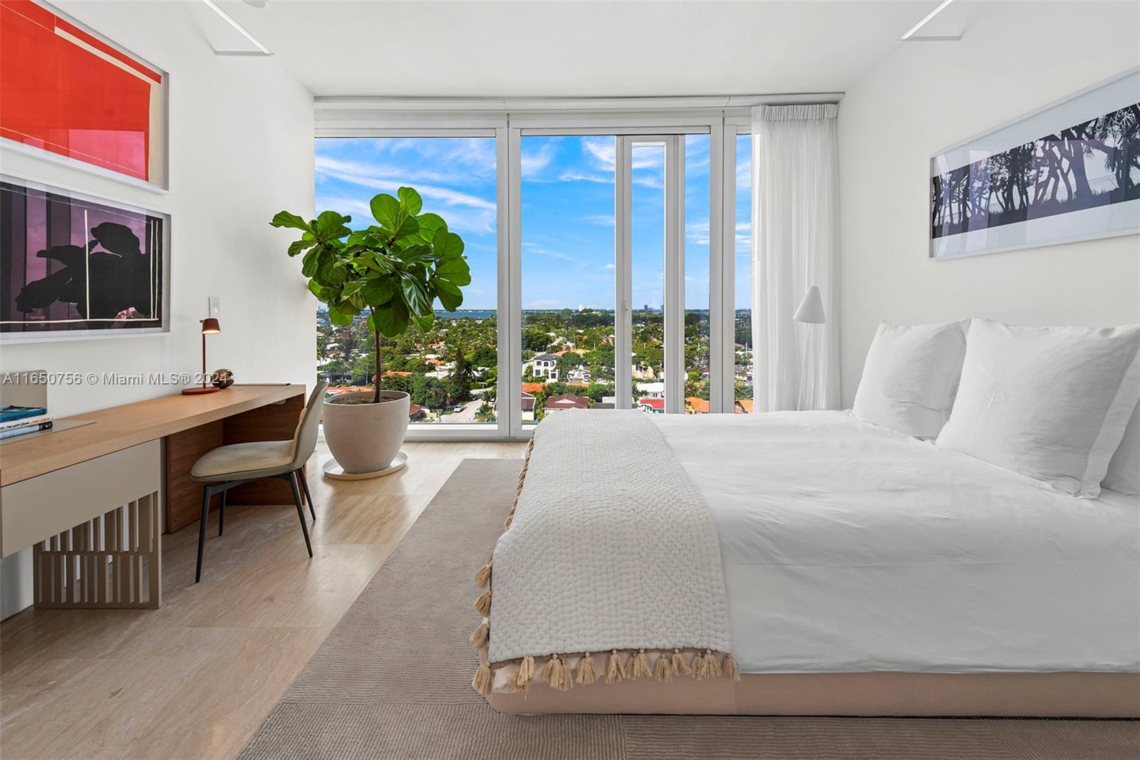 SURF CLUB CONDO - Residential