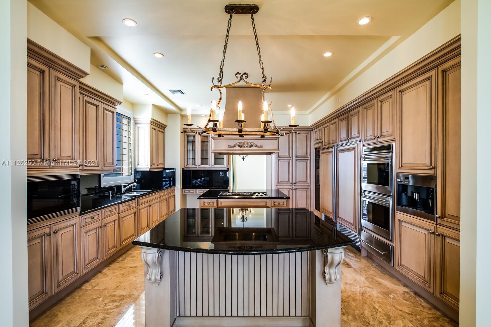 ONE SINGER ISLAND CONDO - Residential
