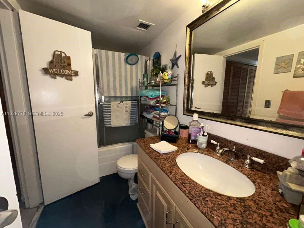 SAILBOAT CAY CONDO - Residential