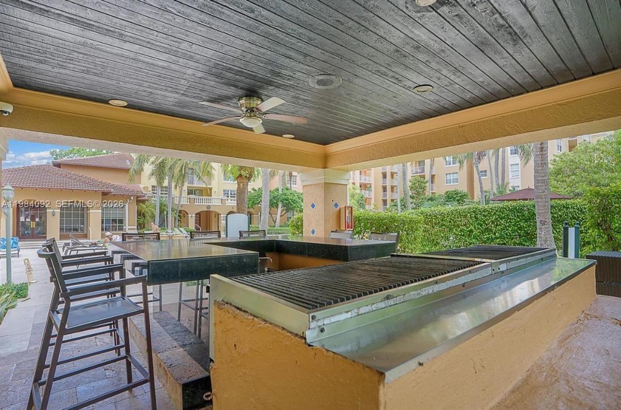 THE YACHT CLUB AT AVENTUR - Residential Lease