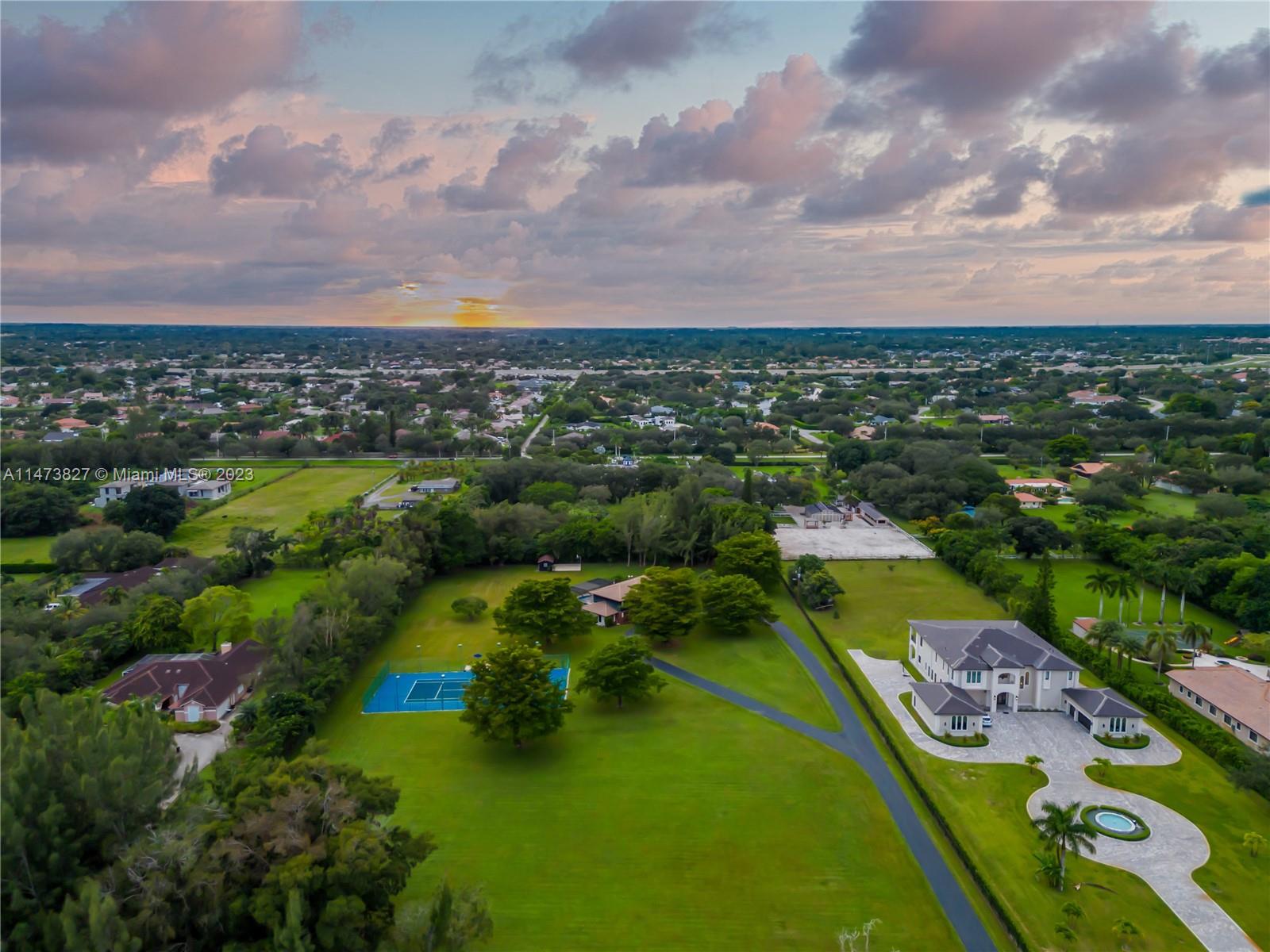 Sunshine Ranches - Residential
