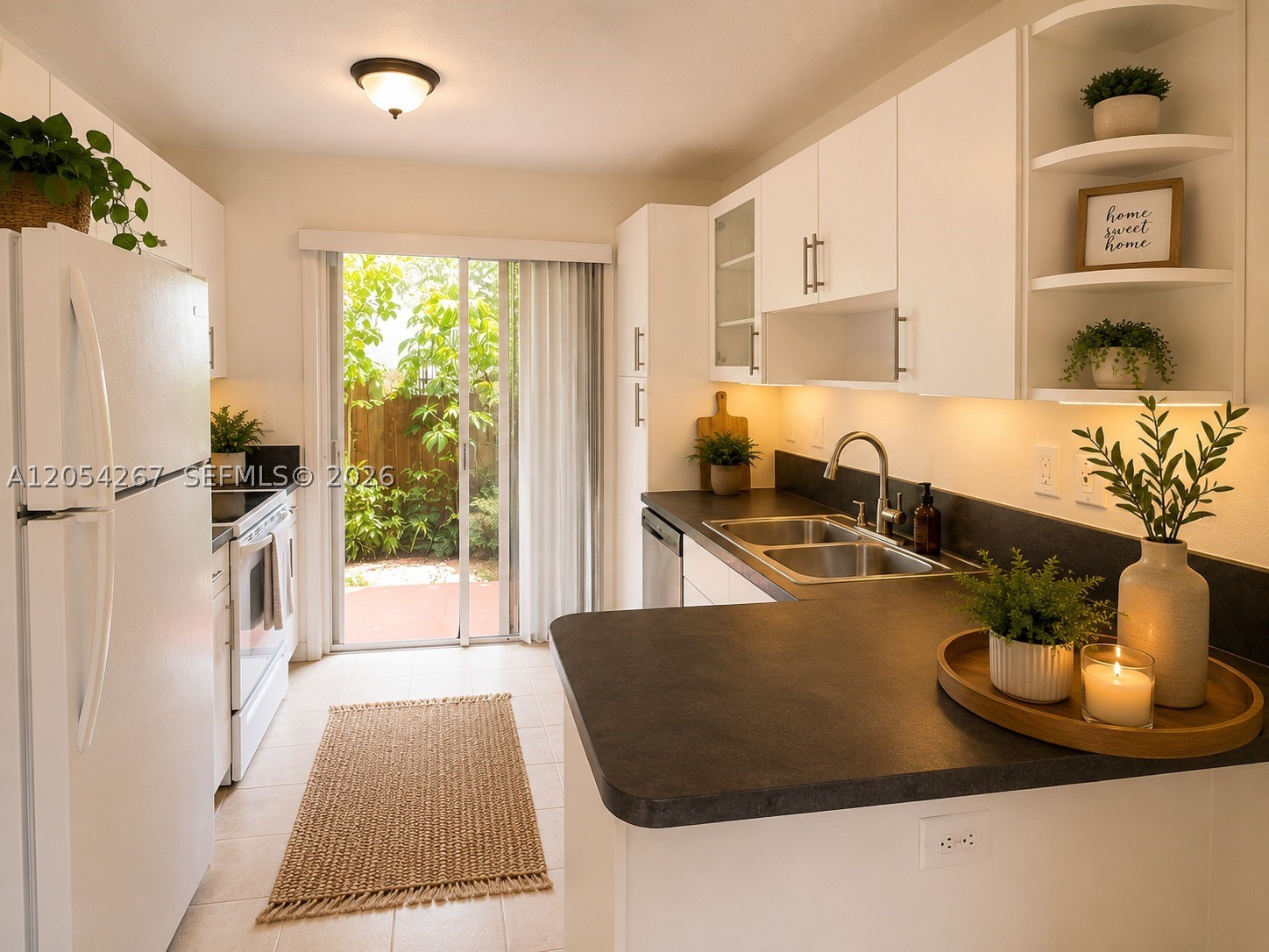 CONQUISTADOR VILLAS CONDO - Residential Lease