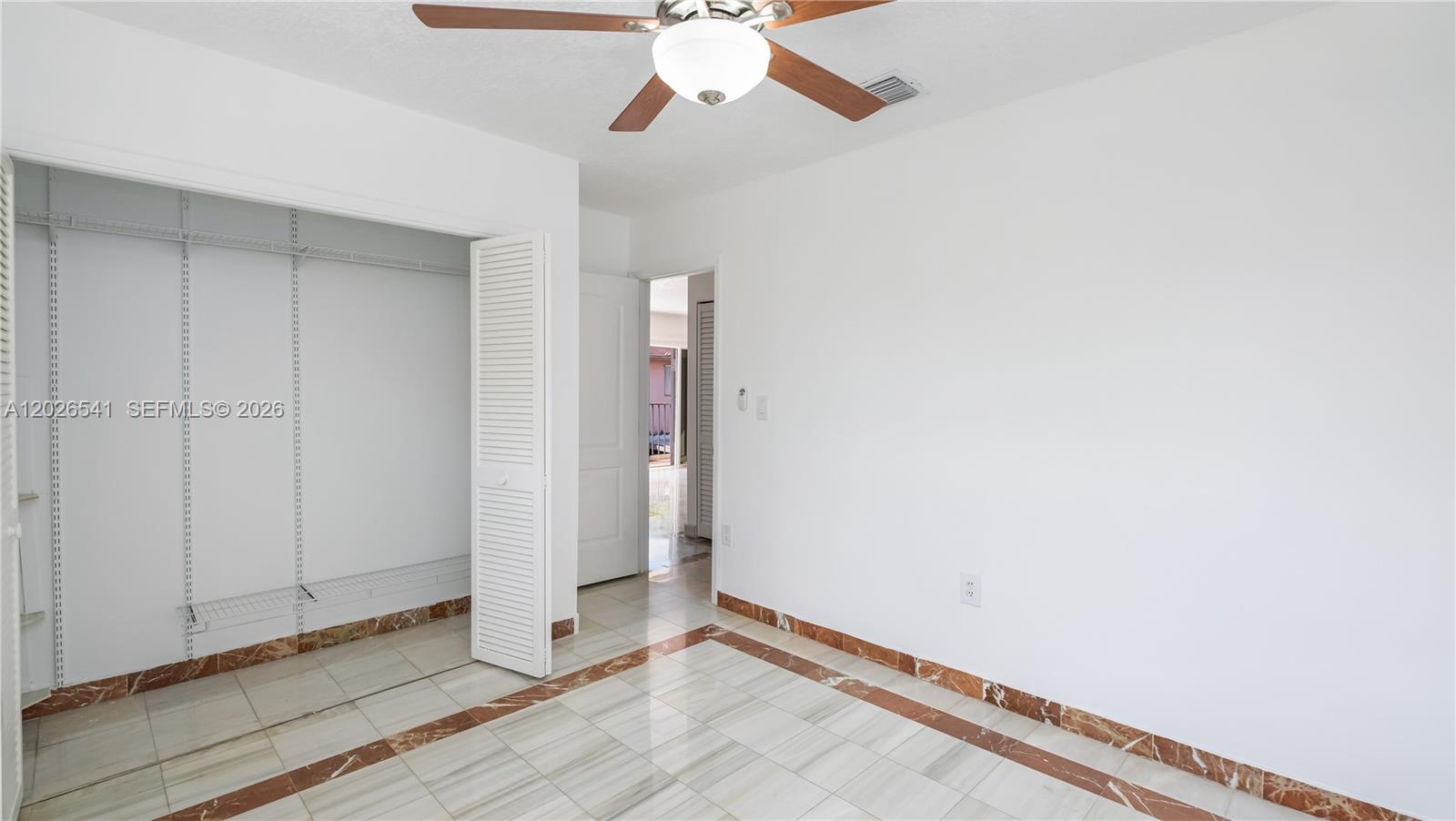 LEFKAS CONDO - Residential