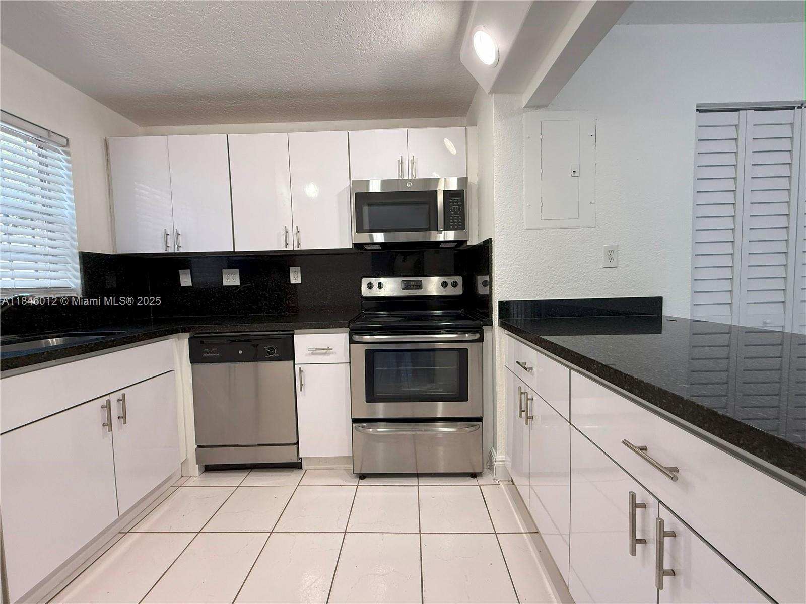 PINEBARK CONDO NO 1 - Residential