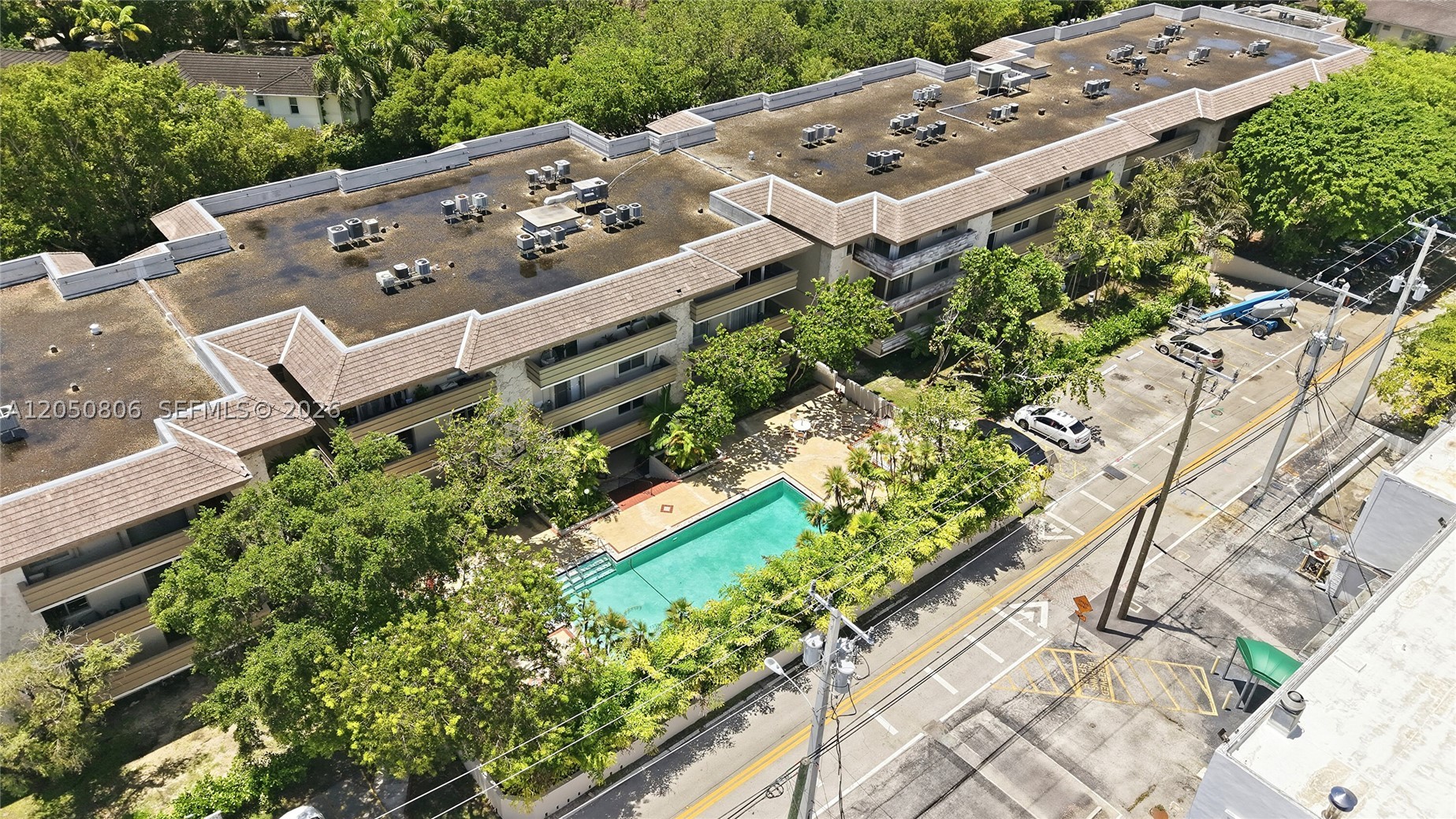 VILLA CAPRI CONDO - Residential