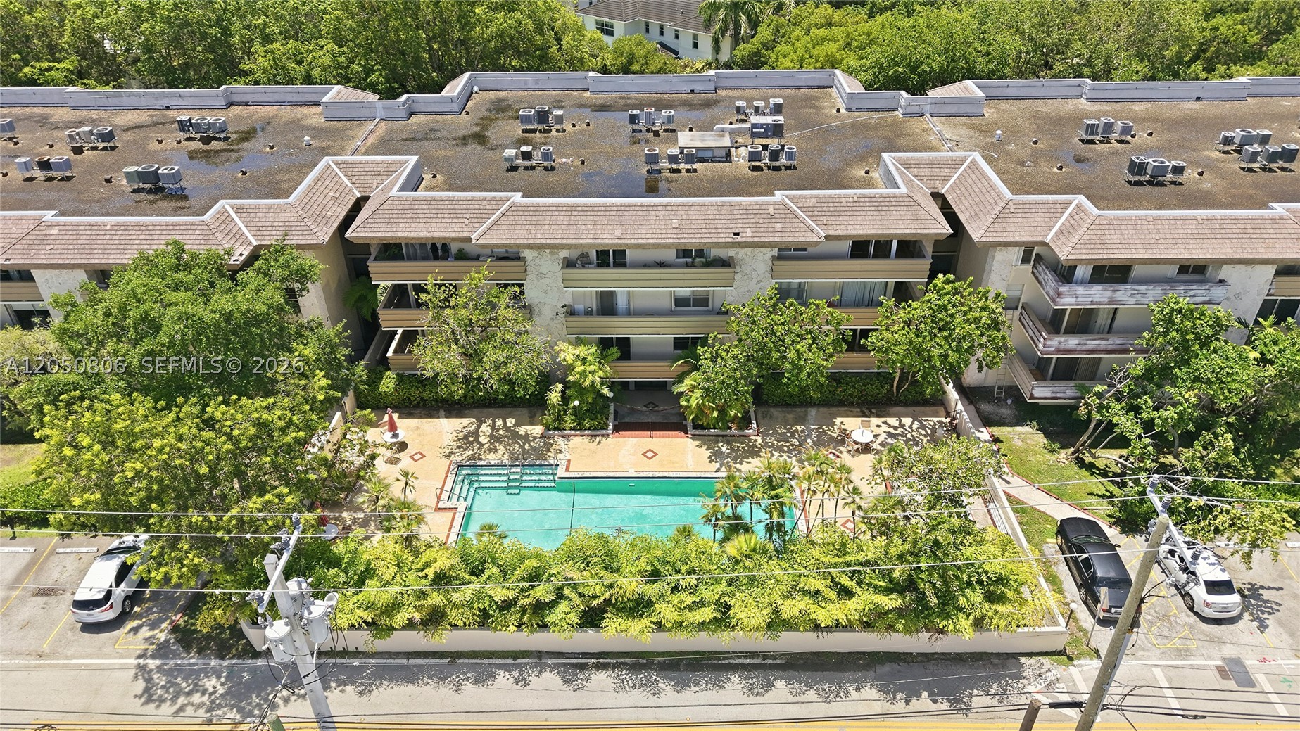 VILLA CAPRI CONDO - Residential