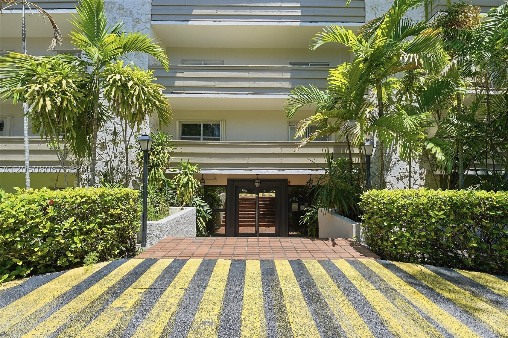 VILLA CAPRI CONDO - Residential