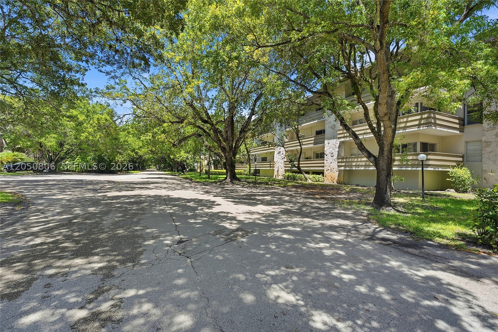 VILLA CAPRI CONDO - Residential